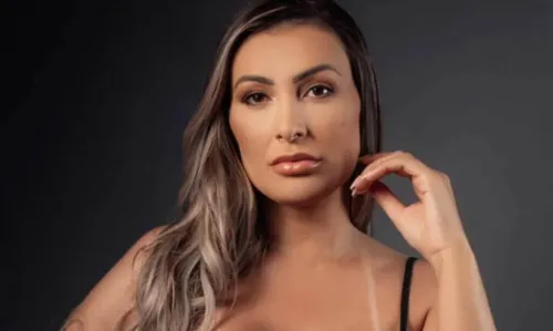 
				
					Andressa Urach choca ao mostrar rosto antes de procedimentos estéticos
				
				