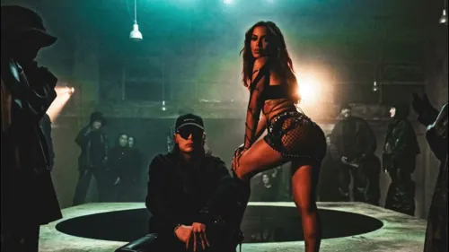 
				
					Anitta abre o jogo sobre relação com Peso Pluma: 'Nos amamos'
				
				