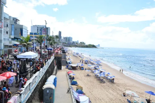 
				
					Arrastão: confira as fotos da despedida do Carnaval em Salvador
				
				