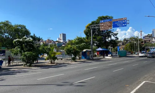 
				
					Ataque a tiros deixa dois baleados nos Barris; polícia investiga
				
				