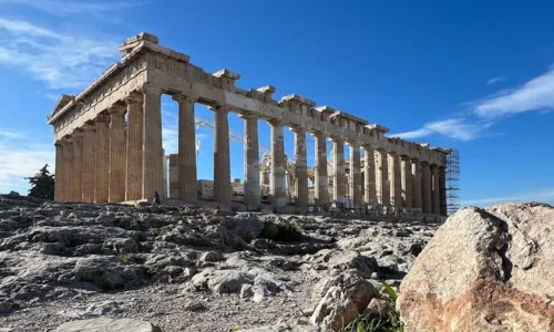 
				
					Atenas é um destino imperdível para turistas; saiba por quê
				
				