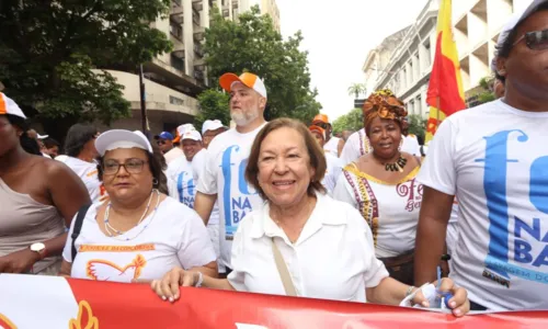 
				
					Autoridades e políticos participam da Lavagem do Bonfim; FOTOS
				
				