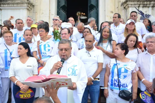 
				
					Autoridades e políticos participam da Lavagem do Bonfim; FOTOS
				
				