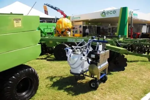 
				
					Bahia Farm Show 2024 deve movimentar R$ 8 bilhões em negócios
				
				