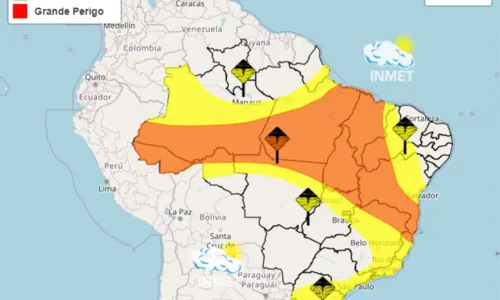 
				
					Bahia segue com alerta de 'perigo potencial' por conta das chuvas
				
				