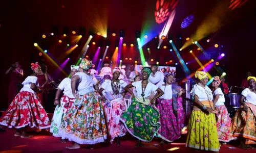 
				
					Baile de Lore e Léo: veja galeria de fotos da 'Noite da Aclamação'
				
				