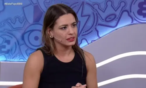 
				
					Beatriz abre o jogo sobre relação com Davi: 'Não vejo maldade'
				
				