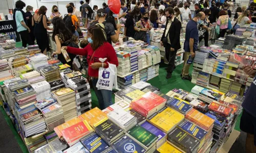 
				
					Bienal do Livro 2024 terá mais de 100 horas de conteúdo
				
				