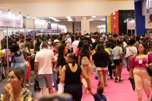 
				
					Bienal do Livro Bahia inicia venda de ingressos no Salvador Shopping
				
				