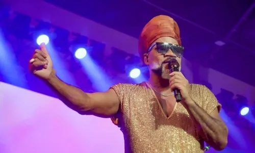 
				
					Carlinhos Brown fala sobre termo 'palmiteiro': 'Amor é química'
				
				