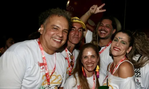 
				
					Carnaval 2024: famosos curtem 3° dia de Carnaval em Salvador
				
				