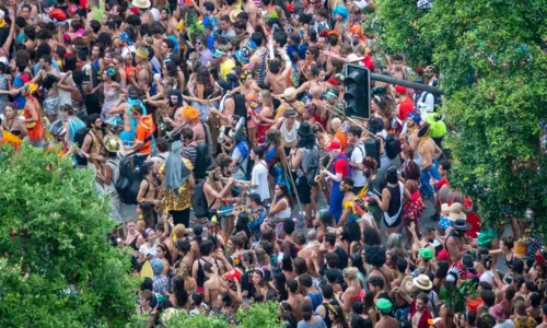 
				
					Carnaval 2024 terá carro-pipa para diminuir o calor na multidão
				
				