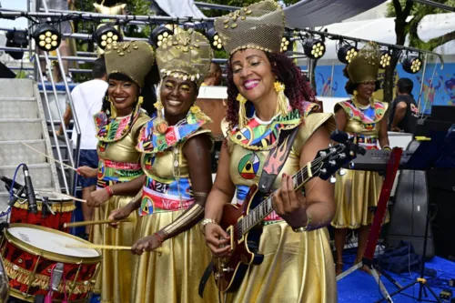 
				
					Carnaval 2024: veja as imagens do Circuito Osmar deste sábado (10)
				
				