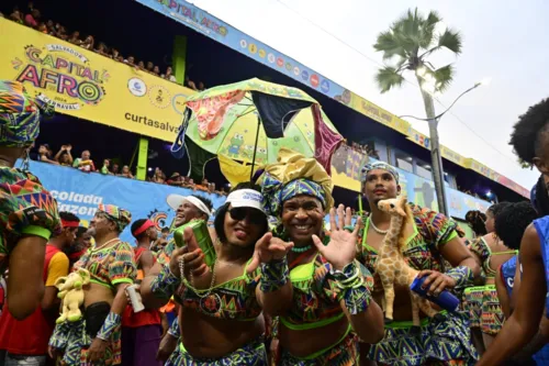 
				
					Carnaval 2024: veja fotos do circuito Campo Grande nesta segunda (12)
				
				