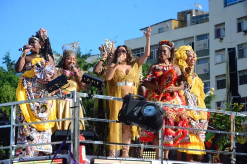 
				
					Carnaval 2024: veja fotos do circuito Osmar nesta terça (13)
				
				