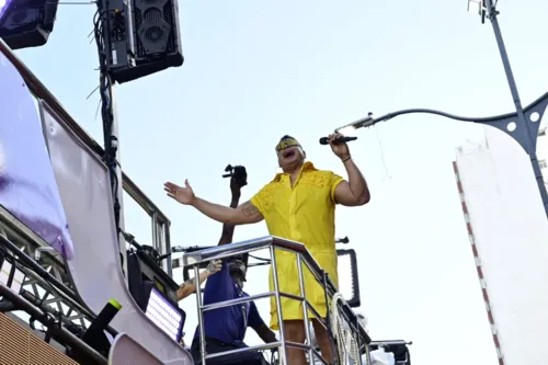 
				
					Carnaval 2024: veja fotos do circuito Osmar nesta terça (13)
				
				