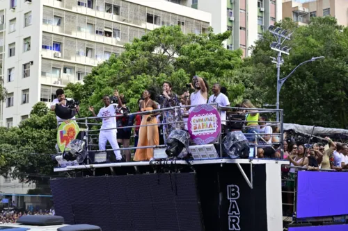 
				
					Carnaval 2024: veja fotos do circuito Osmar nesta terça (13)
				
				