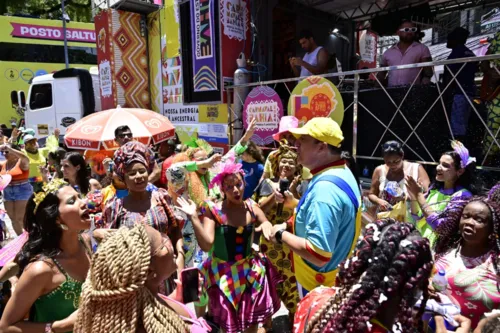 
				
					Carnaval 2024: veja fotos do circuito Osmar nesta terça (13)
				
				