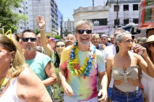 
				
					Carnaval 2024: veja fotos do circuito Osmar nesta terça (13)
				
				