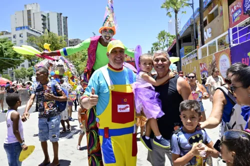 
				
					Carnaval 2024: veja fotos do circuito Osmar nesta terça (13)
				
				