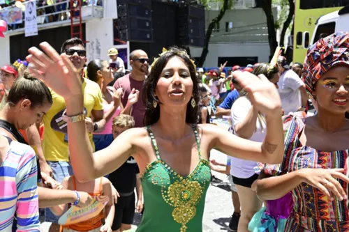 
				
					Carnaval 2024: veja fotos do circuito Osmar nesta terça (13)
				
				