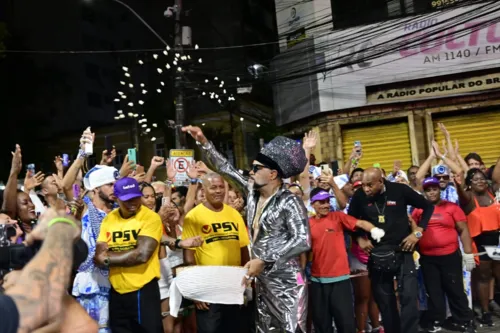 
				
					Carnaval 2024: veja fotos do circuito do Campo Grande neste domingo
				
				