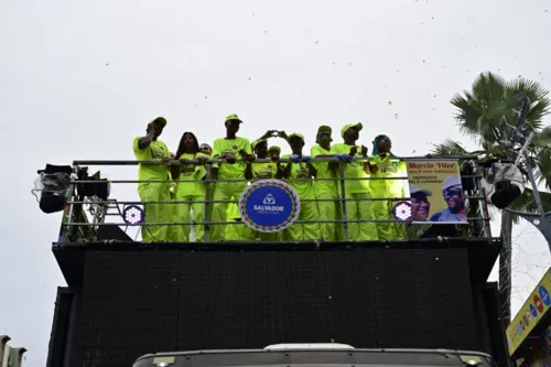 
				
					Carnaval 2024: veja fotos do circuito do Campo Grande neste domingo
				
				