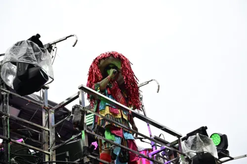 
				
					Carnaval 2024: veja fotos do circuito do Campo Grande neste domingo
				
				