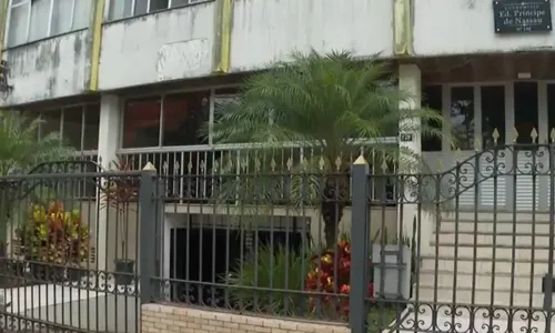 
				
					Casal denuncia intolerância religiosa após ser expulso de apartamento
				
				