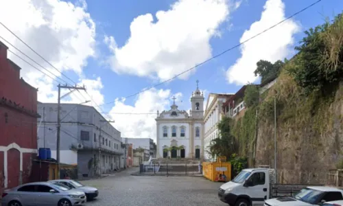
				
					Celebração em homenagem a Santa Luzia altera trânsito em Salvador
				
				