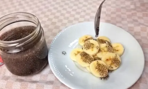 
				
					Chia probiótica: leva só 2 ingredientes e deixa número 2 em dia
				
				