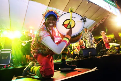 
				
					Com BaianaSystem, Olodum agita Pelourinho na 'Terça da Bênção'
				
				