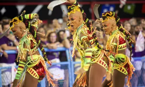 
				
					Com Lore Improta de musa, Viradouro se torna campeã do Carnaval
				
				