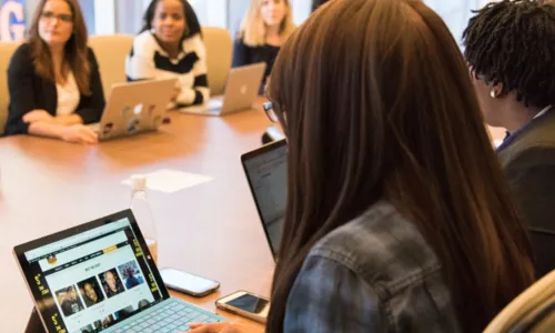 
				
					Como tornar reuniões de trabalho mais produtivas; saiba aqui
				
				