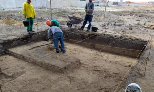 
				
					Construtora encontra 43 esqueletos em obra do Minha Casa, Minha Vida
				
				