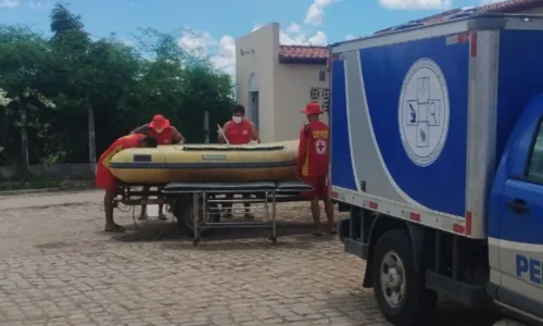 
				
					Corpo de homem desaparecido no Açude Cocorobó é encontrado
				
				