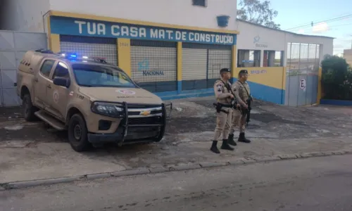 
				
					Suspeitos de esquartejar jovem no Parque São Cristóvão são presos
				
				