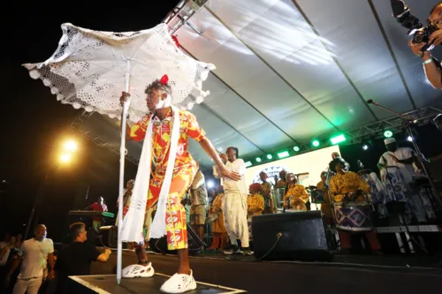 
				
					Cortejo Afro convida Luedji Luna e Ilê Aiyê para Concha Negra
				
				