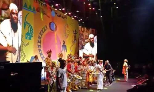 
				
					Cortejo Afro recebe Ilê Aiyê na primeira noite do Concha Negra
				
				