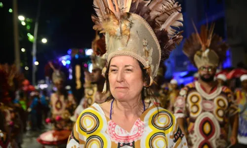 
				
					Cortejo Afro: veja como foi o desfile do bloco afro no circuito Dodô
				
				