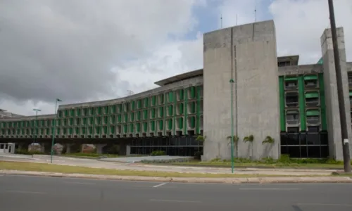 
				
					Curso de Formação Antirracista abre 2.100 vagas para professores na BA
				
				