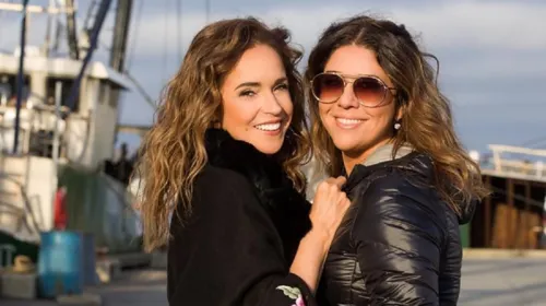 
				
					Daniela Mercury celebra 11 anos de relacionamento com Malu Verçosa
				
				