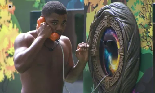 
				
					Davi atende Big Fone e causa alvoroço entre participantes do 'BBB 24'
				
				