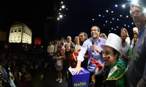 
				
					Decoração de Natal de Salvador é inaugurada no Centro Histórico
				
				