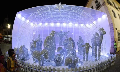 
				
					Decoração de Natal de Salvador é inaugurada no Centro Histórico
				
				