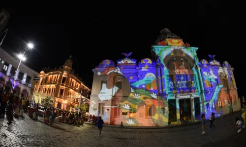 
				
					Decoração de Natal de Salvador é inaugurada no Centro Histórico
				
				