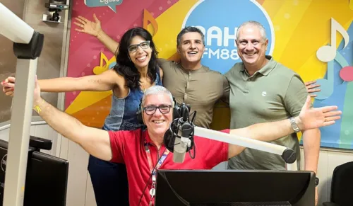 
				
					Del Feliz inicia celebrações por 25 anos de carreira; saiba mais
				
				