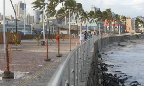 
				
					Dentista é agredida por ladrões em Amaralina, na orla de Salvador
				
				