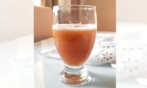 
				
					Detox pós-Natal: aprenda a fazer suco e bolo de caneca fit
				
				