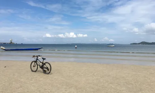 
				
					Dez praias estão impróprias para banho em Salvador no fim de semana
				
				